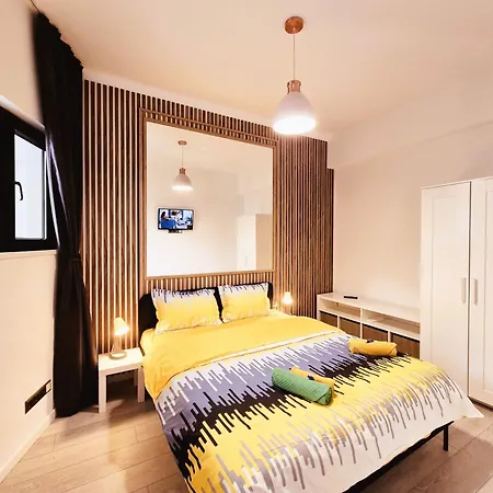 Old Town Oasis - Ap 5 *