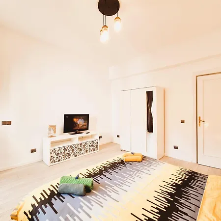 Old Town Oasis - Ap 5