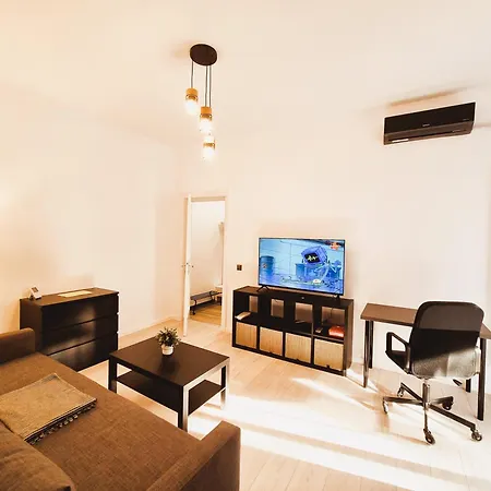 Old Town Oasis - Ap 5